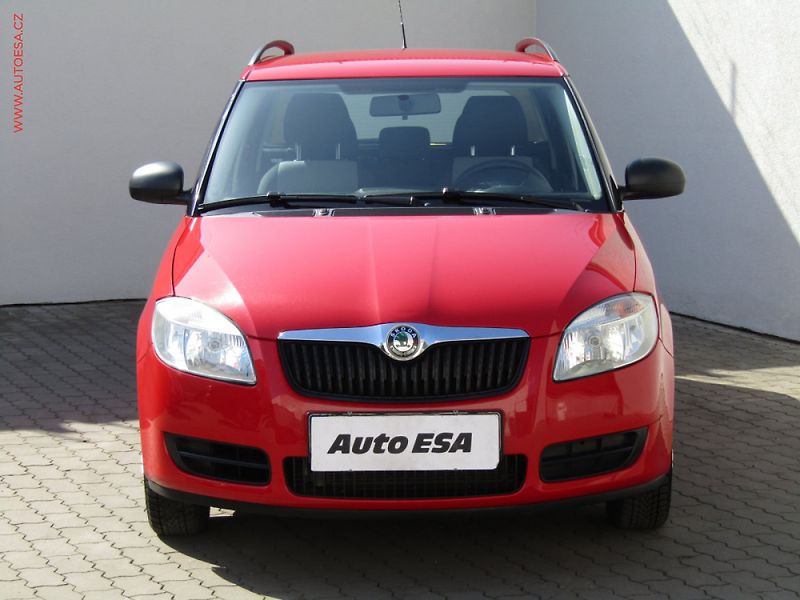 Škoda Fabia (2009) 1.9 TDi, ČR - fotka 2 z 3