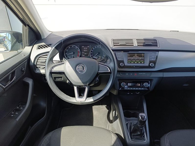 Škoda Fabia 1.2TSI 66kW STYLE ČR - fotka 18 z 29