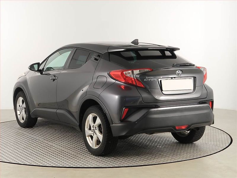 Toyota C-HR (2017) 1.2 Turbo, Serv.kniha - fotka 4 z 17