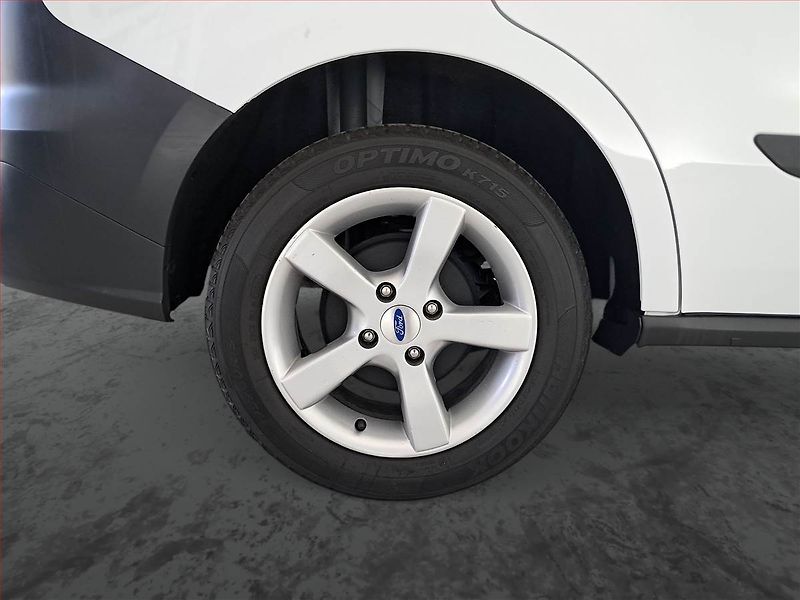 Ford Transit Courier (2019) 1.0 EcoBoost, ČR - fotka 11 z 11