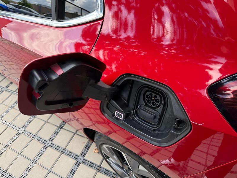 Opel Corsa Ultimate 50kWh REZERVACE - fotka 7 z 36