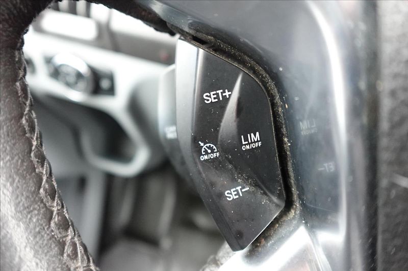 Ford Transit 2,0 TDCI  L3H2 BUS KLIMA - fotka 24 z 33