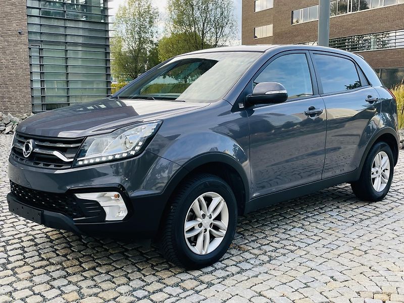 SsangYong Korando 2.0i MAN 1.MAJ SERVISKA TAŽNÉ - fotka 5 z 41
