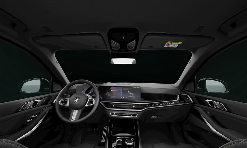 BMW X5 xDrive40i - fotka 6 z 9