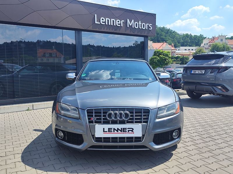 Audi S5 3.0 TFSI/245kW V6 Cabrio 4x4 - fotka 3 z 35