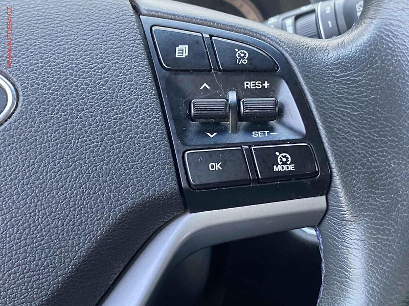 Hyundai Tucson (2015) 2.0CRDi 4x4, ČR, Navi, AC - fotka 14 z 20