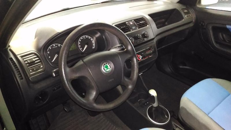 Škoda Roomster (2007) 1,4MPI,63KW,KLIMA,NOVÉ ROZVODY - fotka 16 z 22