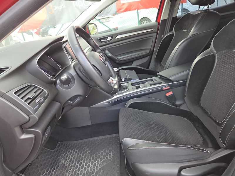 Renault Mégane 1,2TCe 92kw 1.MAJITEL  - fotka 9 z 11