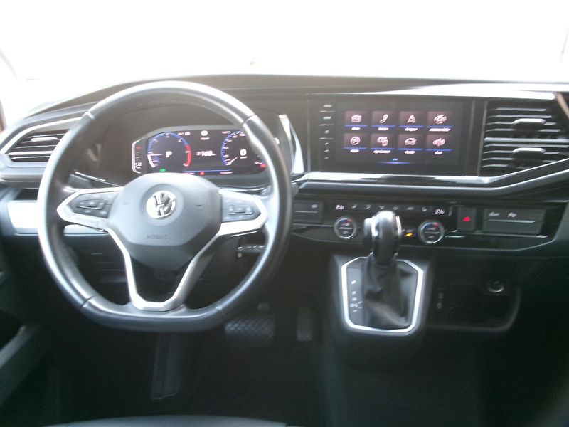 Volkswagen Multivan (2020) 2,0TDI DSG NAVI AC BT  - fotka 28 z 40