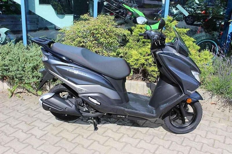 Suzuki GSX-S 1000 GT.