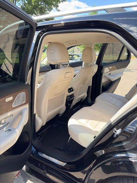 Mercedes-Benz GLE (2021) 300e - fotka 26 z 26