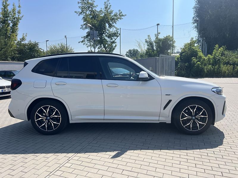 BMW X3 30e M Sport xDrive Laser - fotka 3 z 17