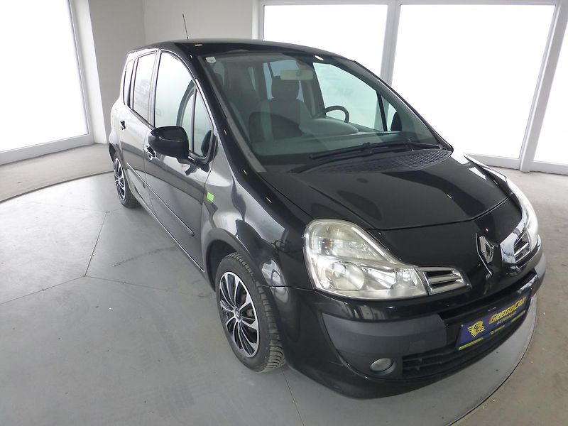 Renault Modus (2010) 1,2I*KLIMATIZACE**PARK.SENZORY - fotka 4 z 25