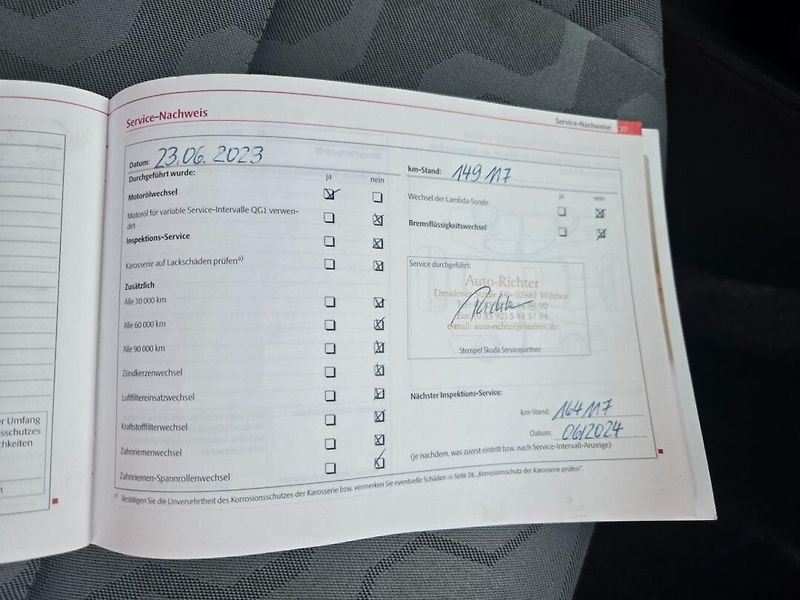 Škoda Fabia (2009) 1.4 16V Serviska - fotka 27 z 30