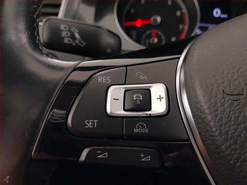 Volkswagen Golf (2018) Marathon Edition 1.0 TSI - fotka 18 z 20