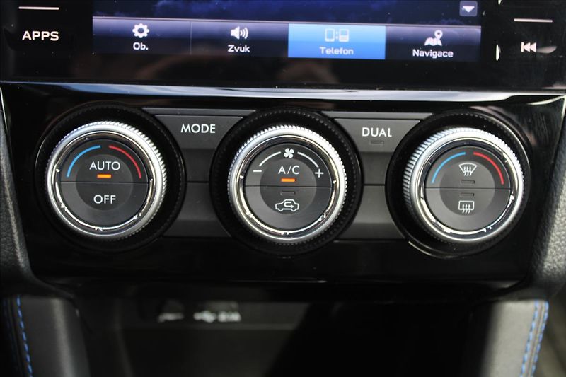 Subaru Levorg 2,0 i  ČR,A/T,4x4,EXECUTIVE - fotka 18 z 41