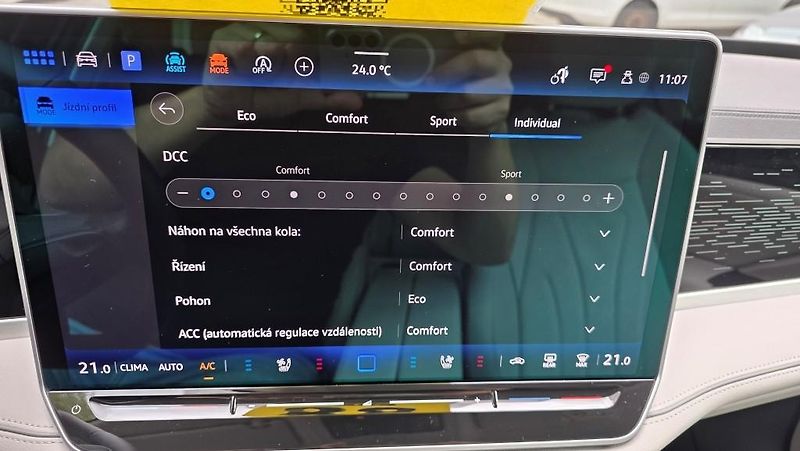 Volkswagen Passat Variant (2024) 2.0 TDI 142kW Eleg DSG záruka  - fotka 36 z 48