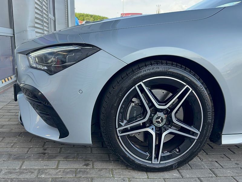 Mercedes-Benz CLA 200 Shooting Brake AMG Sty - fotka 26 z 35