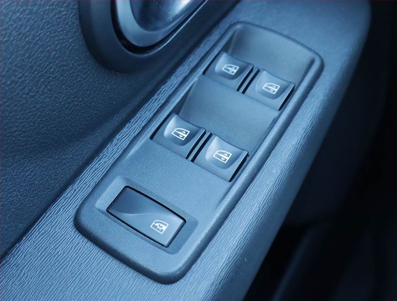 Škoda Superb (2016) Ambition Plus 2.0 TDI, Navi - fotka 16 z 17