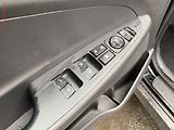Hyundai Tucson (2015) 1.6 GDi, Navi, kamera, +kola - náhled 13