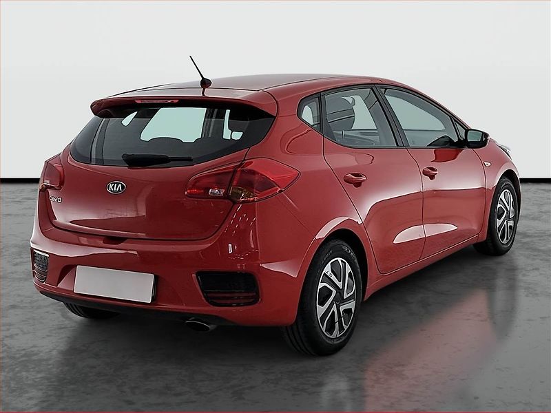 Kia Ceed (2015) 1.4 CVVT - fotka 5 z 15