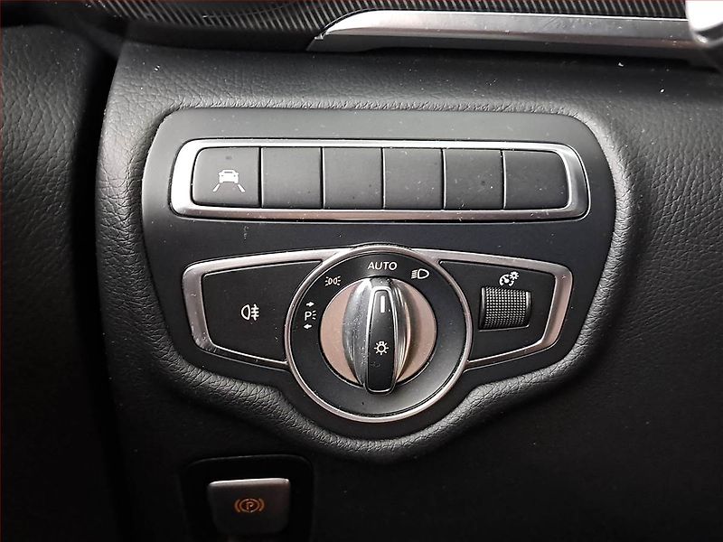 Mercedes-Benz Třídy V (2017) 220 d, 1Maj - fotka 21 z 24