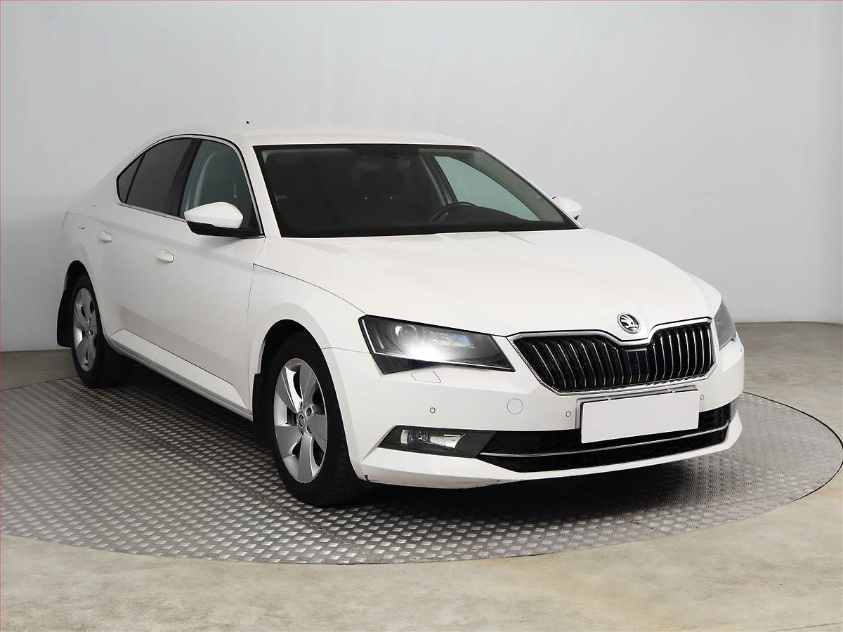 Škoda Superb Style 2.0 TDI, Automat, Navi