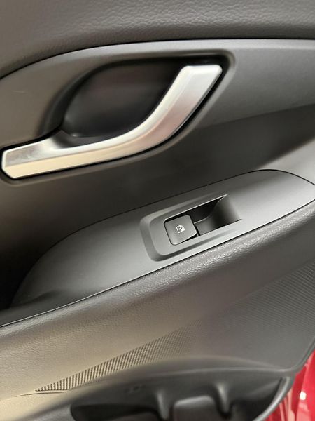 Hyundai i30 (2023) 1.0T-GDi 88kW SMART+NAVI - fotka 10 z 21