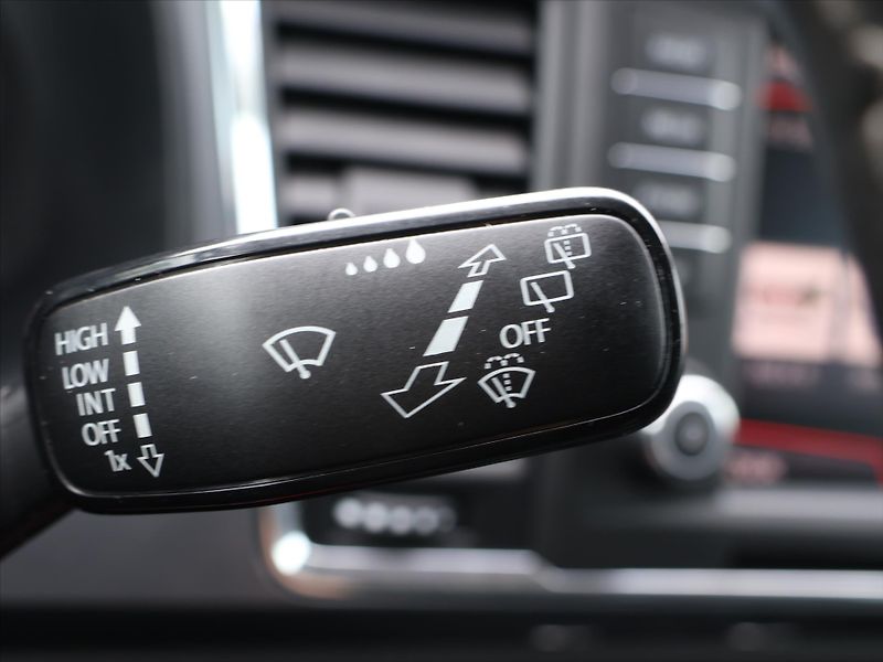 Seat Ateca 2,0 TDI LED 4Drive CZ Style - fotka 21 z 33