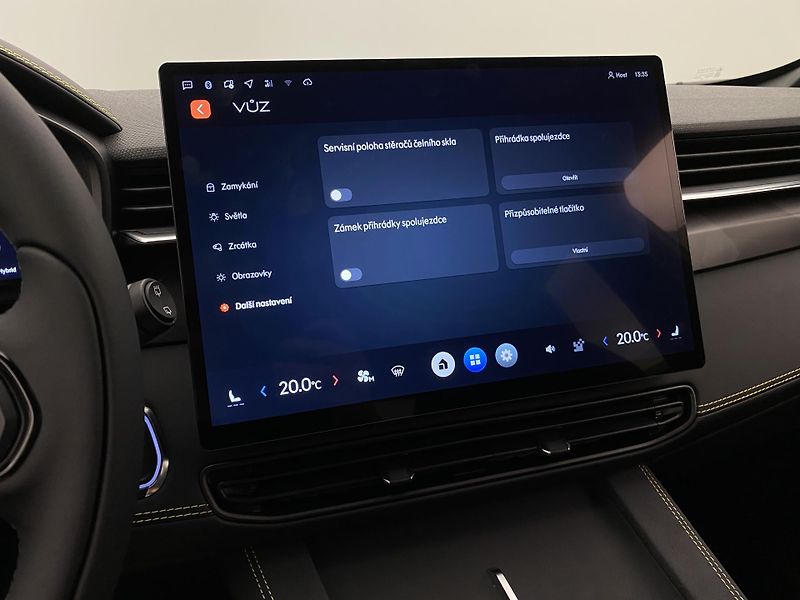 Lynk & Co 01 (2025) CORE PHEV AUT CZ 1.maj - fotka 86 z 96