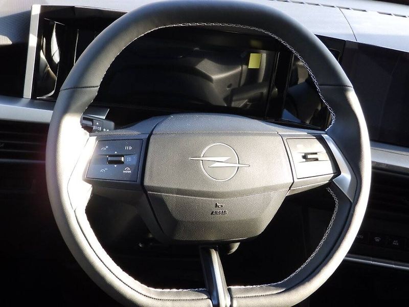 Opel Frontera (2026) GS Hybrid 1.2 TURBO ( - fotka 23 z 30