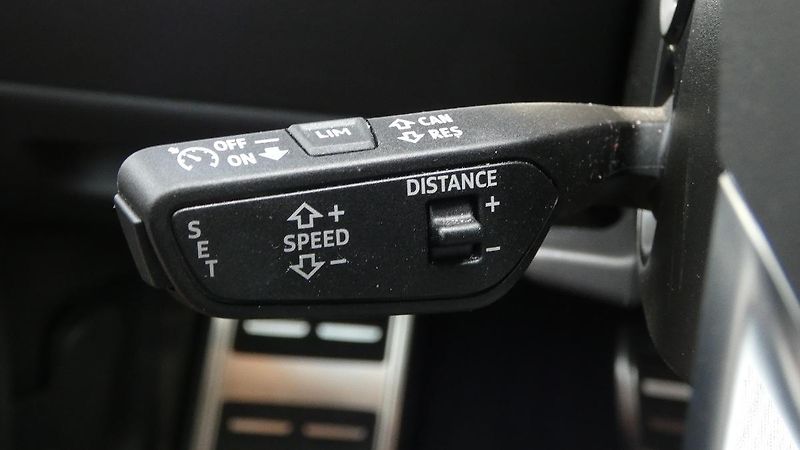Audi Q8 50 TDi quattro Tiptronic - fotka 11 z 29