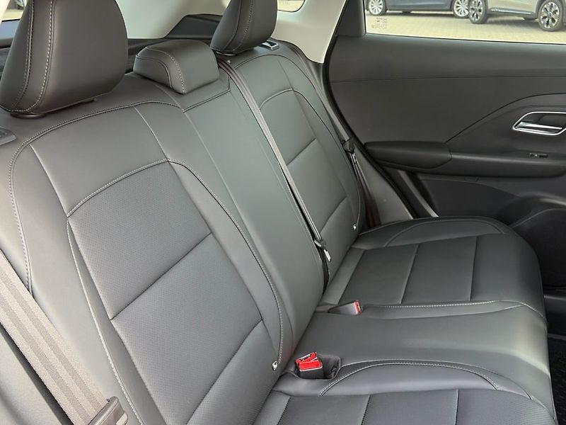 MG ZS (2026) 1,5 Hybrid+ Exclusive - fotka 7 z 20
