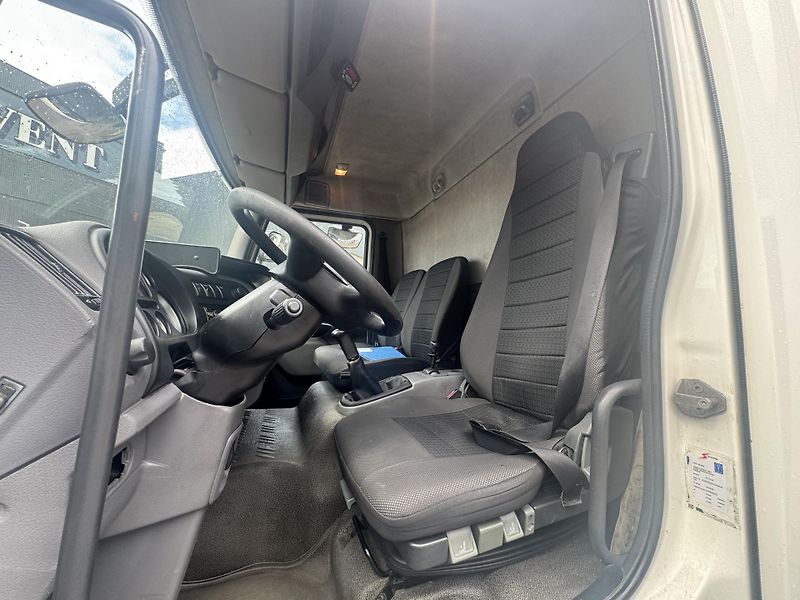 DAF LF (2010) 55.220, EEV, IZOTHERM,ČELO, AC - fotka 13 z 25