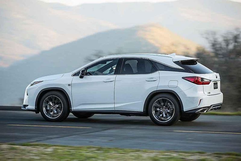 Lexus RX.
