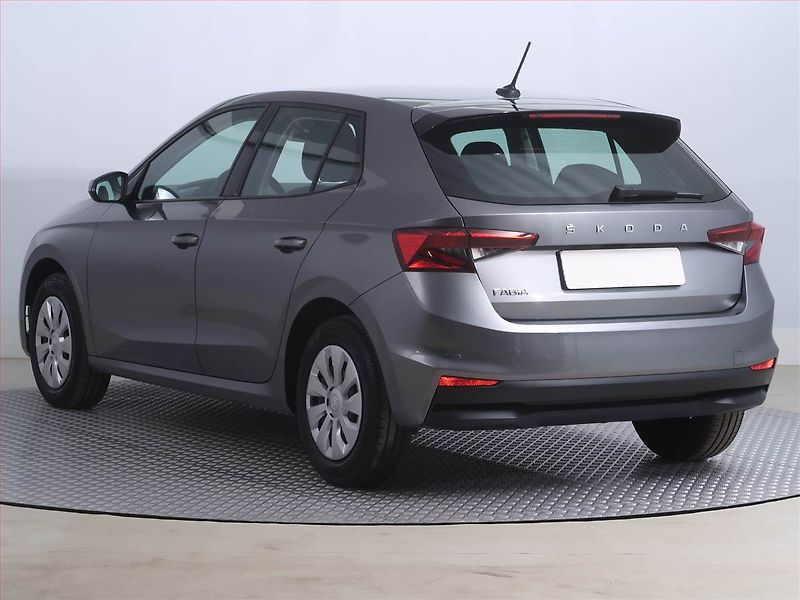 Škoda Fabia (2023) 1.0 TSI, Tempomat - fotka 4 z 18