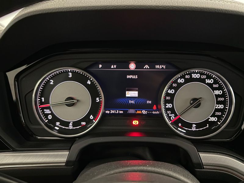 Volkswagen Touareg (2020) Elegance 3.0 TDI Tiptronic - fotka 25 z 32