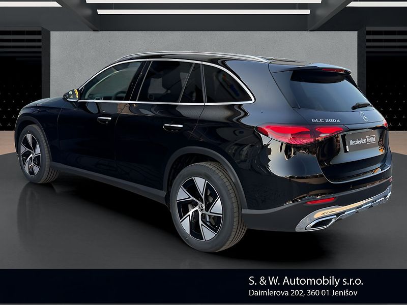 Mercedes-Benz GLC 200 d 4MATIC - fotka 7 z 35