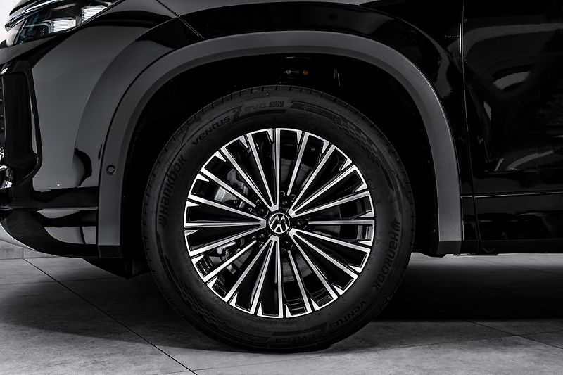 Volkswagen Tayron 2,0TDI DSG People LED - fotka 2 z 18