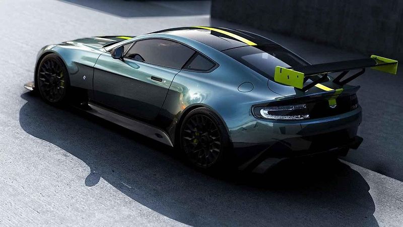 Aston Martin Valkyrie.