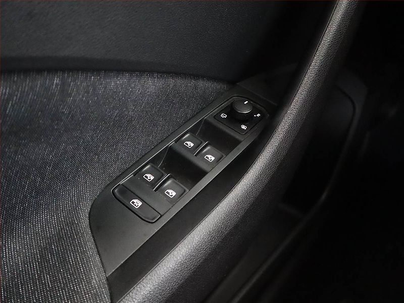 Škoda Kamiq (2020) 1.5 TSI - fotka 17 z 17