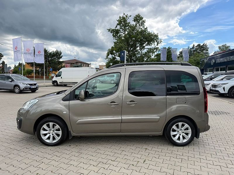 Peugeot Partner ALLURE 1.6VTi 120. 5 míst - fotka 5 z 27