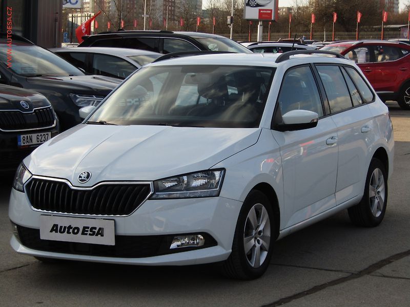 Škoda Fabia (2019) 1.0 TSi, ČR, Ambition, STK2 - fotka 3 z 15