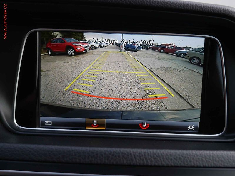 Mercedes-Benz Třídy E (2015) 3.0 CDi, ČR, AT, LED, kůže - fotka 13 z 20
