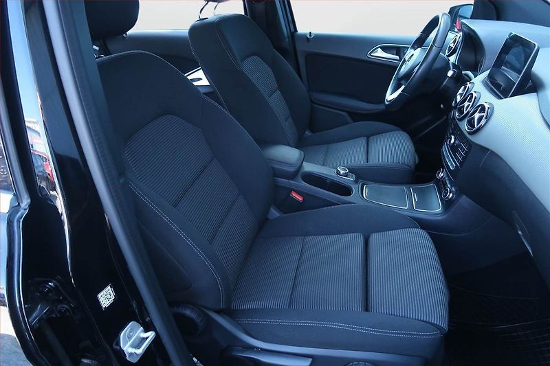 Mercedes-Benz Třídy B (2018) B 250 e, Automat, Navi - fotka 9 z 26
