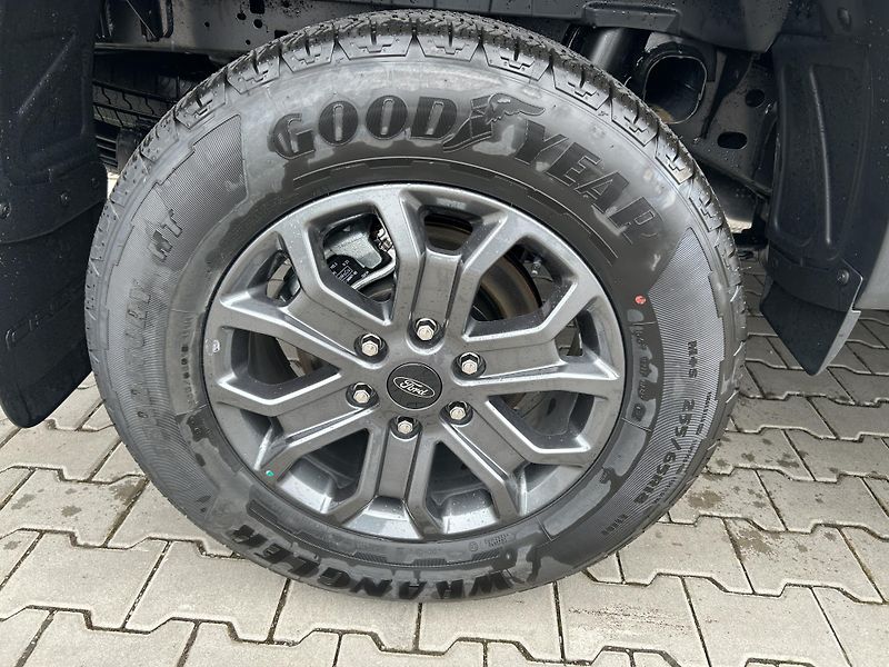 Ford Ranger Wildtrak 2.0 Bi-Turbo 151kW - fotka 4 z 30