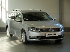Volkswagen Passat (2012) 2.0 TDi, Comfortline, DSG, TZ - fotografie inzerátu