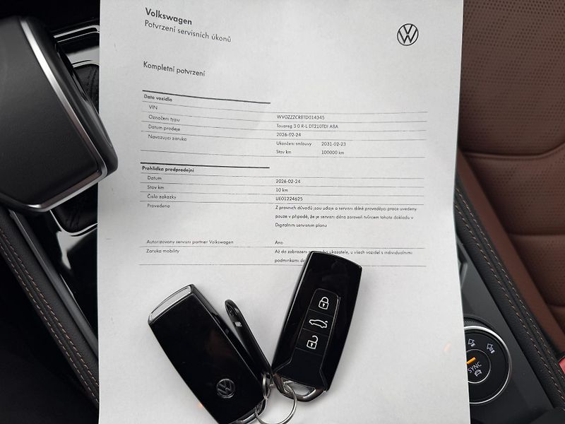 Volkswagen Touareg 3.0Tdi*210kw*1-MAJ*DPH*R-Line* - fotka 49 z 50