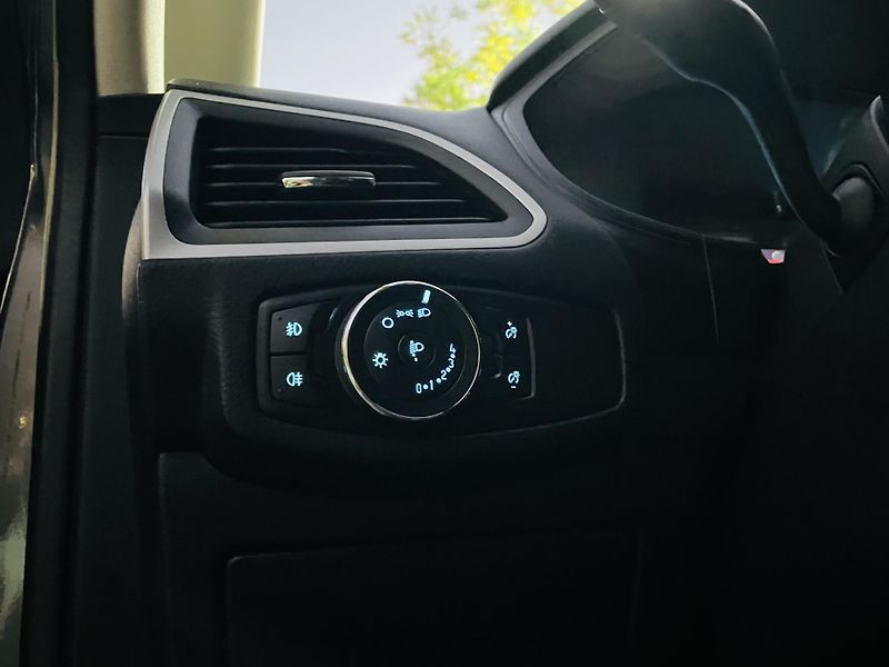 Ford S-MAX 2.0TDCi MANUÁL SERVISKA TAŽNÉ - fotka 33 z 42