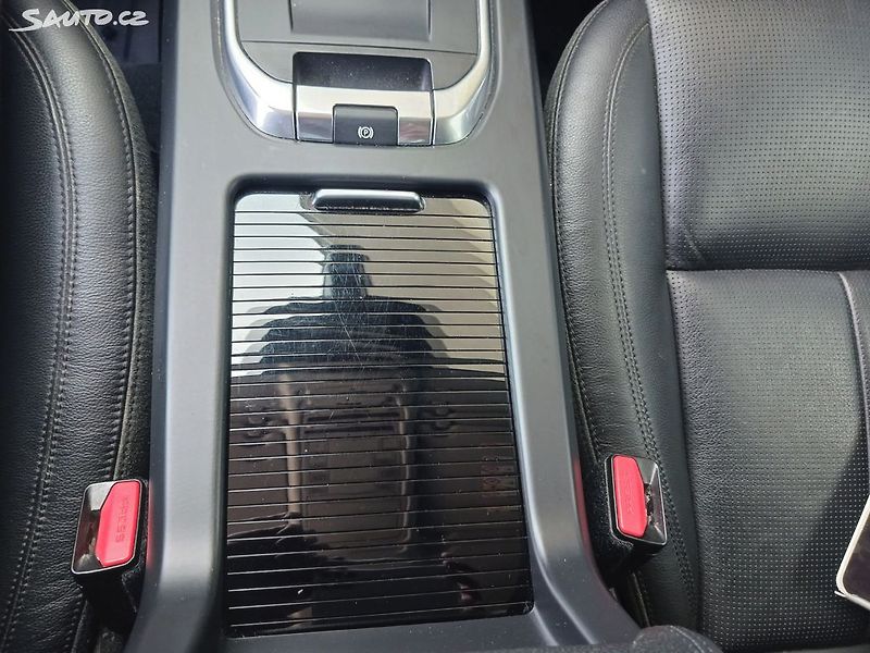 Land Rover Discovery Sport 2.0 HSE 180AUT. - fotka 36 z 43
